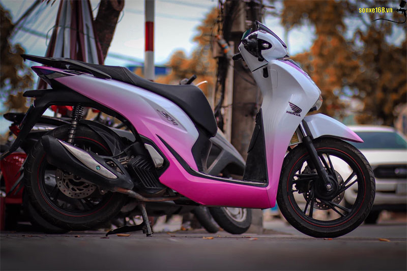 Honda SH mode màu hồng vắng bóng ở đại lý  Xe máy